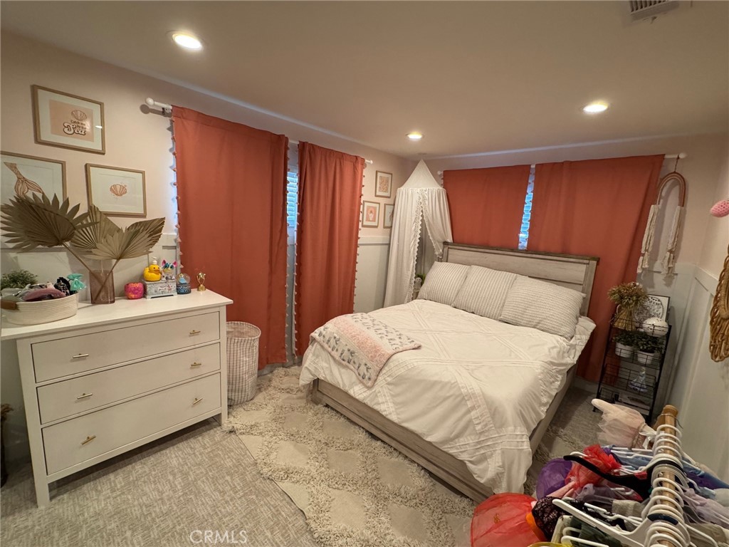 https://media.crmls.org/medias/4a776ba5-fd52-42dd-82c4-b8d11beeccf4.jpg?preset=X-Large