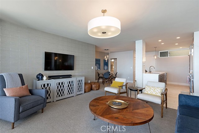 Detail Gallery Image 13 of 43 For 31755 Coast #403,  Laguna Beach,  CA 92651 - 2 Beds | 2 Baths