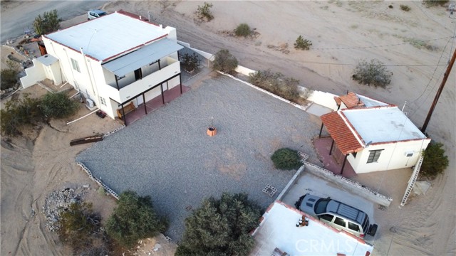 73752 Crestview Drive, 29 Palms CA: https://media.crmls.org/medias/4a78331e-42e1-4064-b28c-049ffb6b1949.jpg