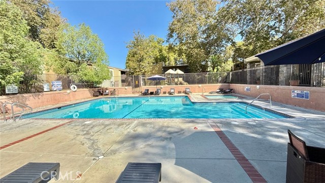 Detail Gallery Image 32 of 37 For 18350 Hatteras, Tarzana,  CA 91356 - 3 Beds | 2 Baths