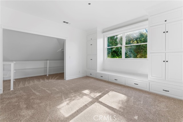 Image 14 of 44 For 30301 Oak Grove