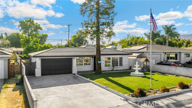 1333 N Council Avenue, Ontario CA: https://media.crmls.org/medias/4a7b0566-cdc0-40f2-90d0-7d607eb3e909.jpg