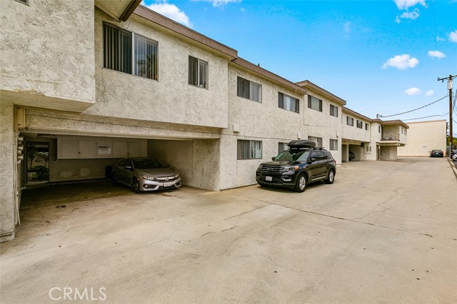 121 E Live Oak Street, San Gabriel CA: https://media.crmls.org/medias/4a7b61c9-b55e-41b6-be54-0683c6b6139e.jpg