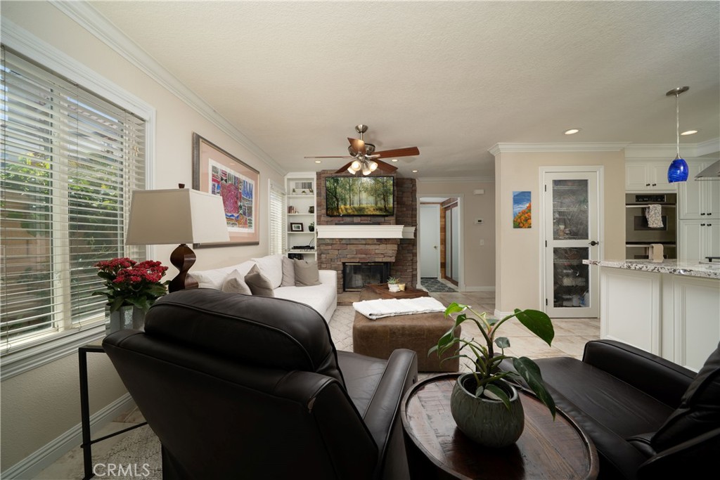 4a7bdc29 21a0 4855 B141 522813a5e0a9