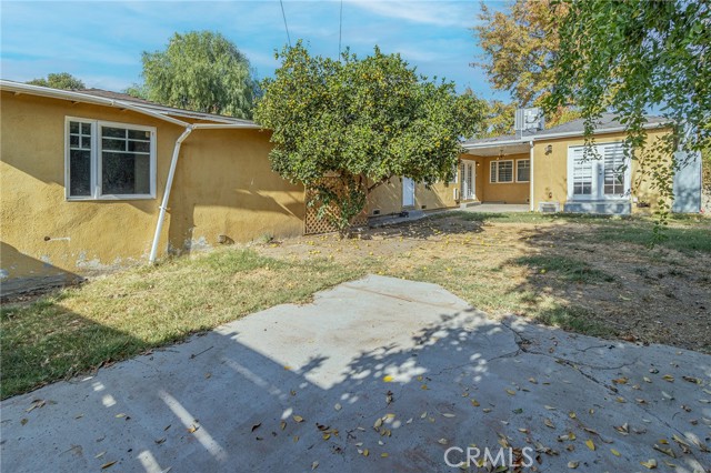 Detail Gallery Image 22 of 24 For 17844 Hartland Street, Reseda,  CA 91335 - 4 Beds | 2 Baths