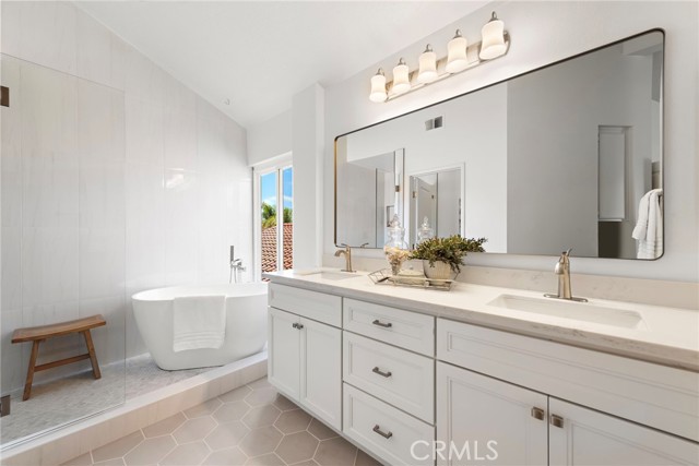 3 Calendula, Rancho Santa Margarita CA: https://media.crmls.org/medias/4a7cc035-b91a-4010-a478-245d36de002b.jpg