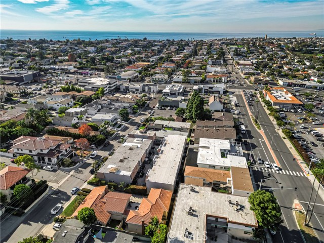 1155 11th Street, Manhattan Beach, California 90266, 3 Bedrooms Bedrooms, ,3 BathroomsBathrooms,Residential,Sold,11th,SB24140356