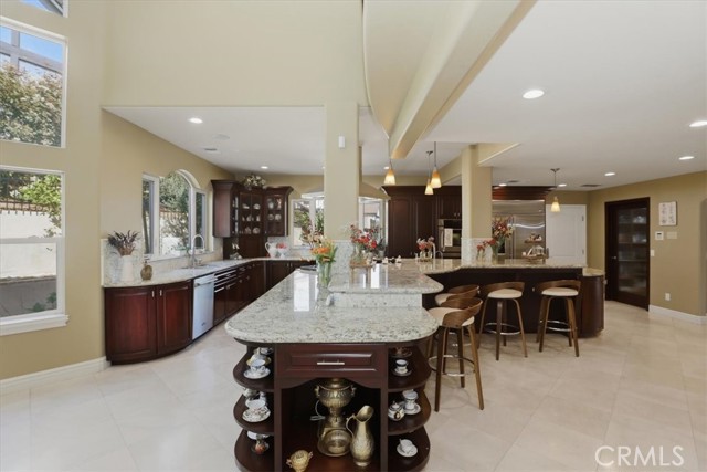 Detail Gallery Image 28 of 63 For 4972 Clover, Rancho Cucamonga,  CA 91737 - 6 Beds | 6/1 Baths