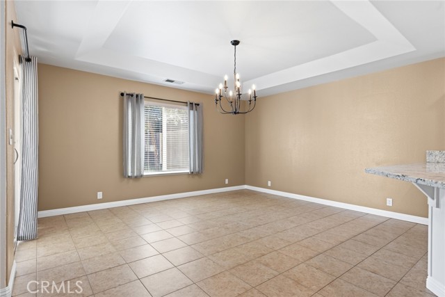 Detail Gallery Image 8 of 34 For 596 Desiree, Chico,  CA 95973 - 5 Beds | 3 Baths