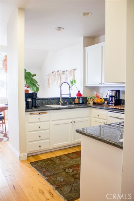 Detail Gallery Image 8 of 18 For 8 Los Cabos, Dana Point,  CA 92629 - 2 Beds | 2/1 Baths