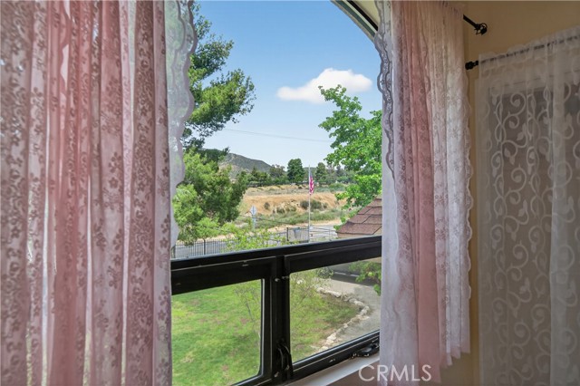 Detail Gallery Image 35 of 75 For 9902 Avenida Miravilla, Cherry Valley,  CA 92223 - 4 Beds | 2 Baths