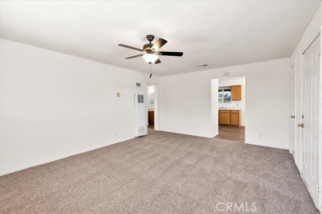 Detail Gallery Image 4 of 34 For 5930 Rose Ellen Ave, Twentynine Palms,  CA 92277 - 3 Beds | 2 Baths