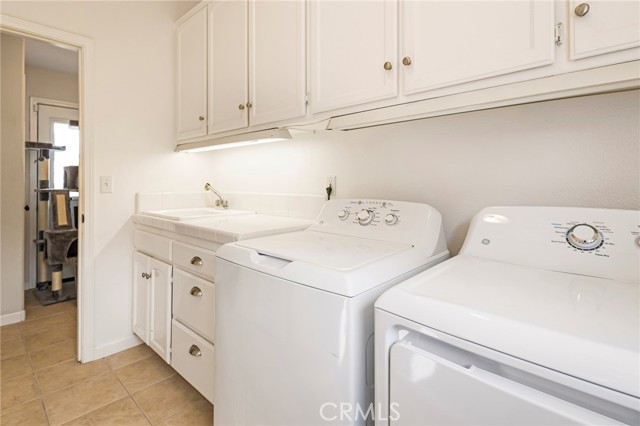 Detail Gallery Image 41 of 50 For 2077 Rochester Dr, Chico,  CA 95928 - 4 Beds | 2 Baths