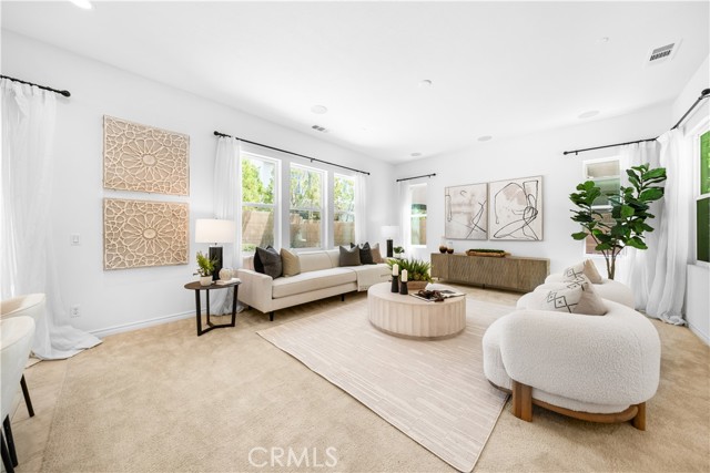 106 Trowel, Irvine CA: https://media.crmls.org/medias/4a802333-9490-4a79-b87f-7ec139fe788d.jpg