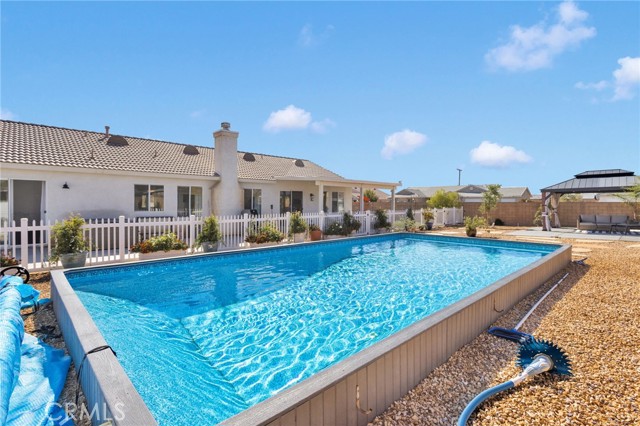 21152 Reliance, Apple Valley CA: https://media.crmls.org/medias/4a81afa5-cbe7-4741-bc9d-df130e6e78ad.jpg