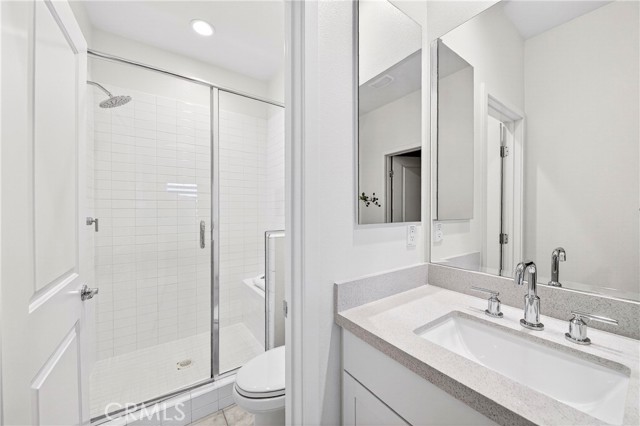 Detail Gallery Image 18 of 31 For 404 Echo Blue, Lake Forest,  CA 92610 - 3 Beds | 2/2 Baths