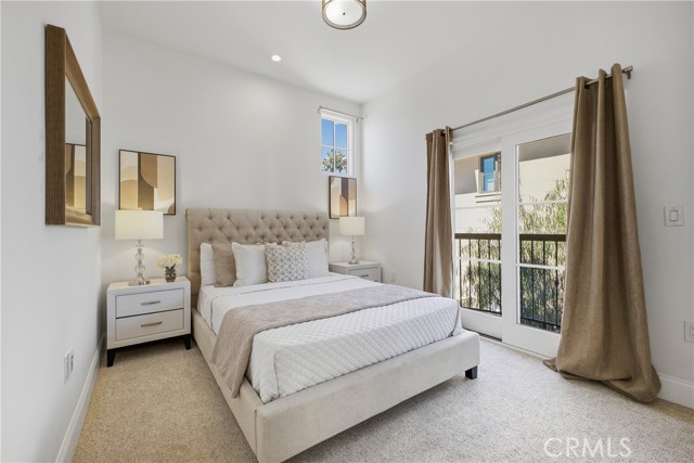 Detail Gallery Image 14 of 22 For 168 S Sierra Madre Blvd. #301,  Pasadena,  CA 91107 - 3 Beds | 2 Baths