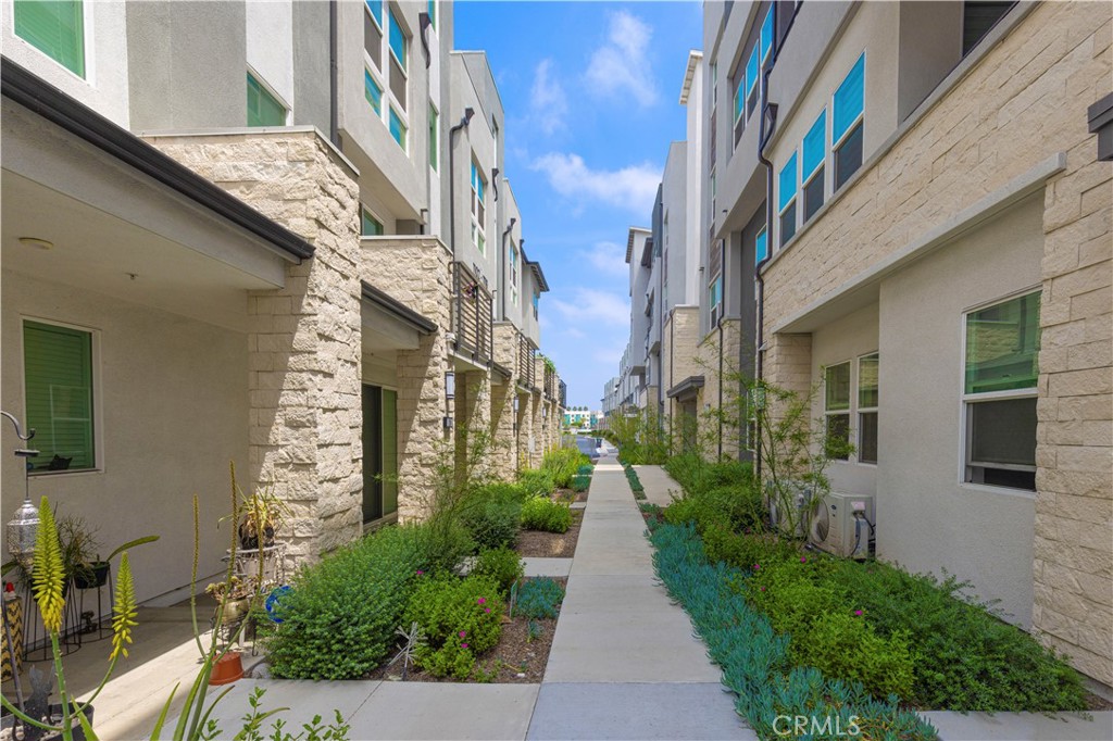 MLS #AR25128759 image #32