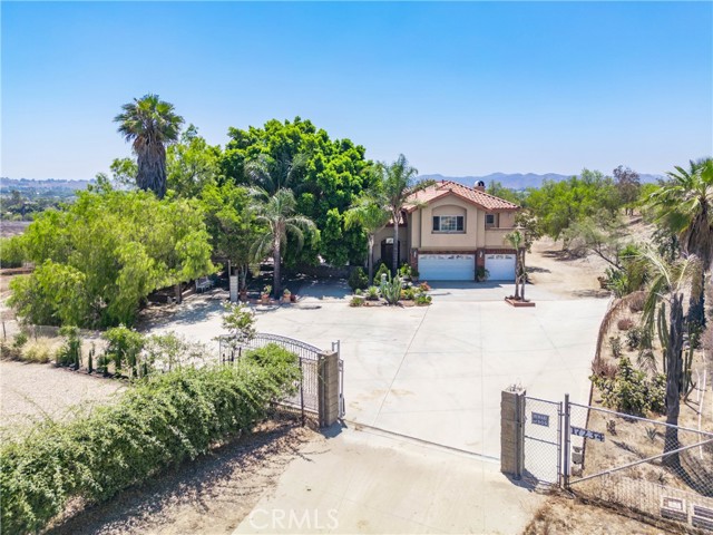 Detail Gallery Image 3 of 63 For 17234 Gamble Ave, Riverside,  CA 92504 - 5 Beds | 3 Baths