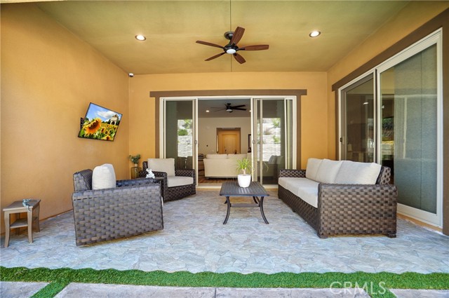 Detail Gallery Image 42 of 54 For 4977 Hydepark Dr, Agoura Hills,  CA 91301 - 4 Beds | 2/1 Baths