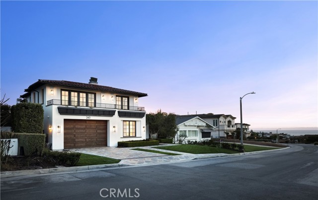 Detail Gallery Image 1 of 38 For 260 Evening Canyon Rd, Corona Del Mar,  CA 92625 - 4 Beds | 4/1 Baths