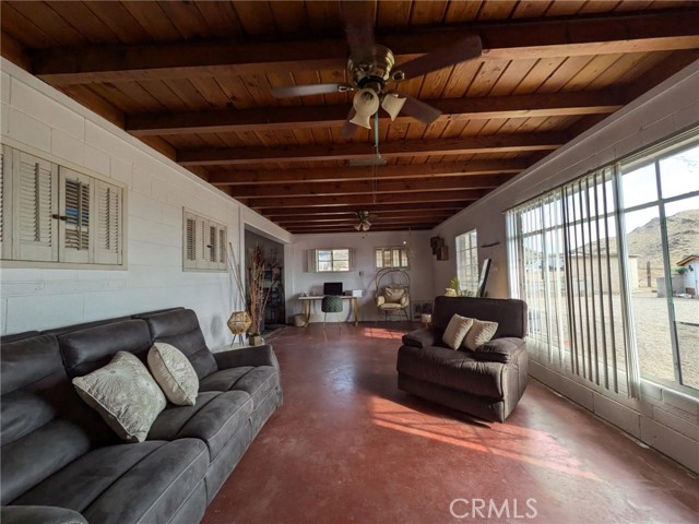 Detail Gallery Image 1 of 16 For 19876 Lodema Rd, Apple Valley,  CA 92307 - 3 Beds | 2 Baths