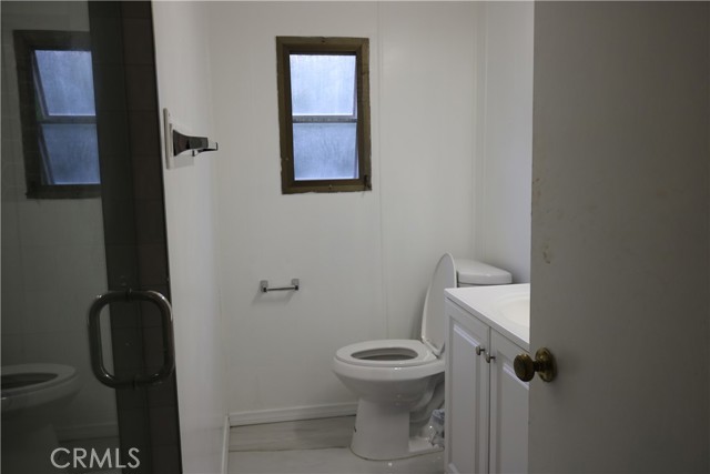 Detail Gallery Image 10 of 20 For 10711 Sherman Grove #36,  Sunland,  CA 91040 - 2 Beds | 1/1 Baths