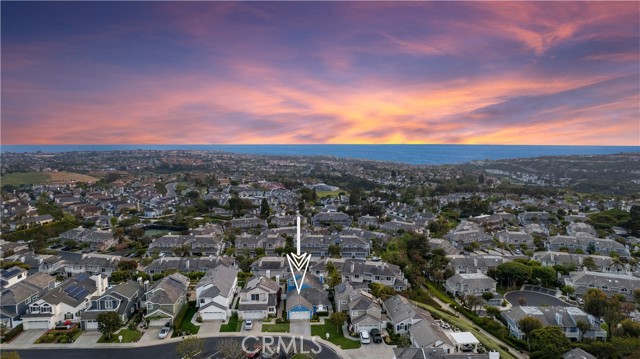 12 Haverhill Road, Laguna Niguel CA: https://media.crmls.org/medias/4a84eb0b-b6b2-4e4b-94c6-7857a94539b6.jpg