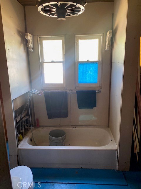 261 W 26th Street, Merced CA: https://media.crmls.org/medias/4a84fa36-d671-4241-904a-d039e53b39b8.jpg