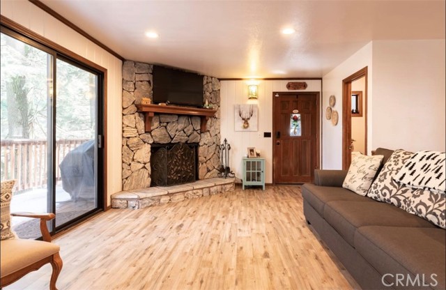 554 Arrowhead Villa Road, Lake Arrowhead, CA, 92352 554 Arrowhead Villa Road, Lake Arrowhead, CA, 92352