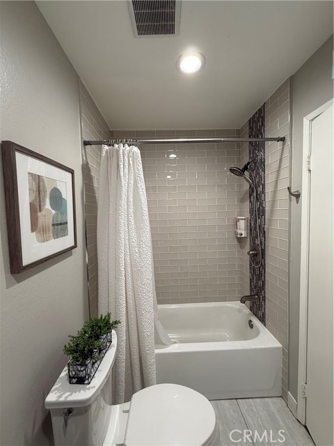 3935 W Mcfadden Avenue, Santa Ana CA: https://media.crmls.org/medias/4a85a116-5fea-4cd3-a034-0d079abaf043.jpg