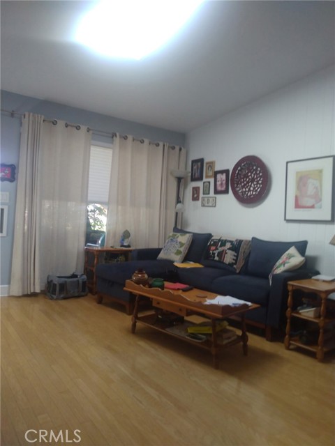 13141 Shawnee Lane, Seal Beach CA: https://media.crmls.org/medias/4a85a373-5ce2-4edf-9a16-bb792493d618.jpg