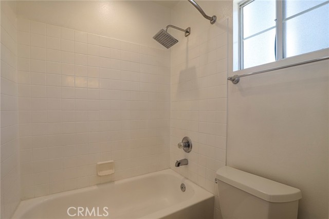 Detail Gallery Image 23 of 35 For 13775 Glenoaks Bld #15,  Sylmar,  CA 91342 - 3 Beds | 2/1 Baths