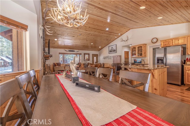 Detail Gallery Image 30 of 65 For 424 Mountainaire Ln, Big Bear Lake,  CA 92315 - 3 Beds | 2 Baths