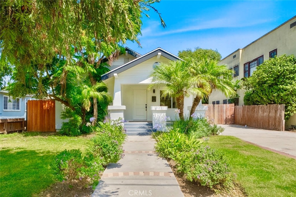 MLS #DW25165726 img 4