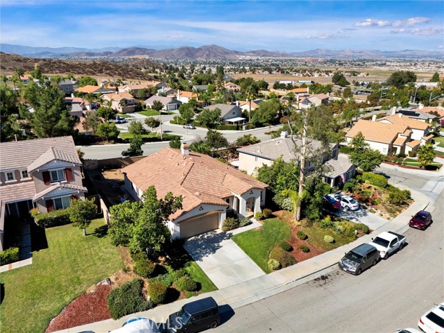 27727 Hollyoak Way, Menifee CA: https://media.crmls.org/medias/4a866740-d993-44a0-b05b-822291c865b1.jpg