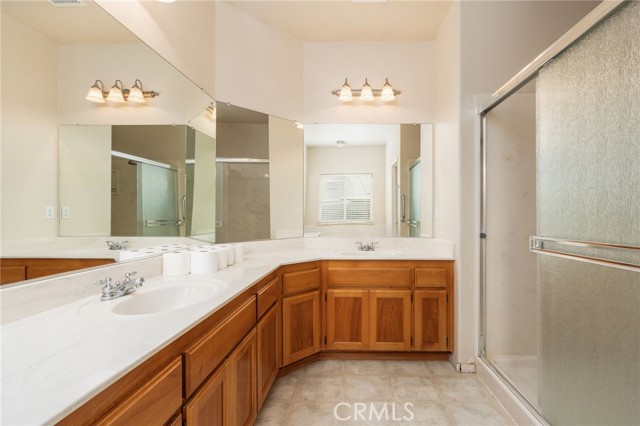 Detail Gallery Image 26 of 31 For 2500 W Perez, Visalia,  CA 93291 - 3 Beds | 2 Baths