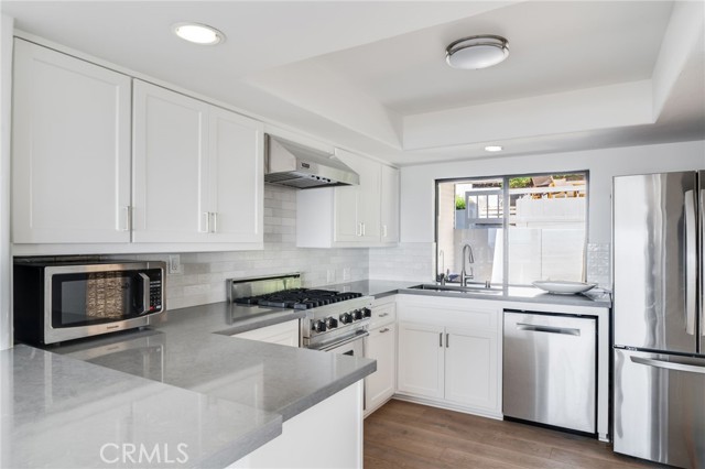 2664 Victoria Drive, Laguna Beach CA: https://media.crmls.org/medias/4a879fa8-5fd0-477a-bd0a-e29a71d4f595.jpg