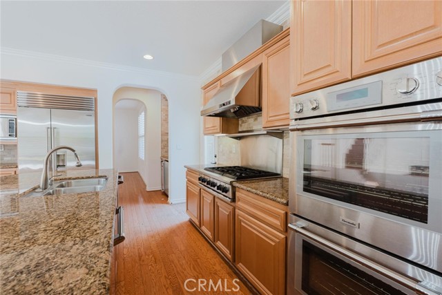 Detail Gallery Image 32 of 68 For 25502 Morning Mist Dr, Stevenson Ranch,  CA 91381 - 6 Beds | 5 Baths