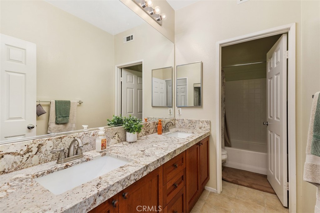 MLS #IV25162337 img 23