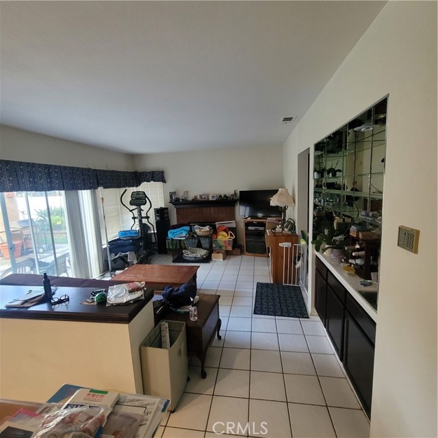 1731 Oneida Place photo 3