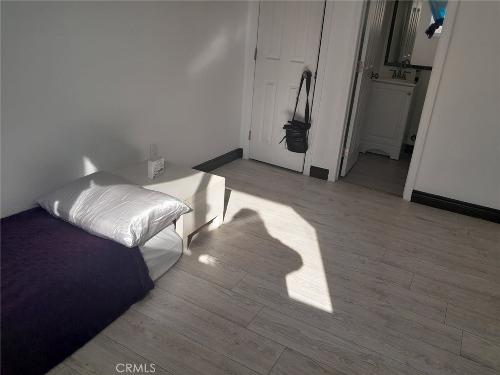 https://media.crmls.org/medias/4a89572f-7b2c-4c12-ba9e-122cea778368.jpg?preset=X-Large