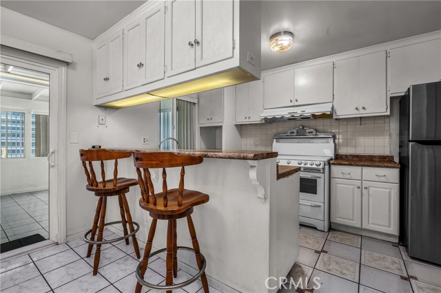 12319 Thelma Street photo 8