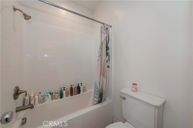 Detail Gallery Image 17 of 29 For 13810 Cameron Ct, Baldwin Park,  CA 91706 - 4 Beds | 2/1 Baths