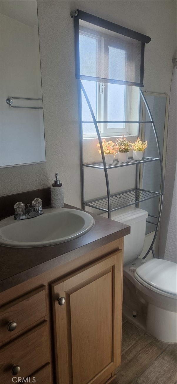 Detail Gallery Image 23 of 51 For 4 Oxford Way, Northridge,  CA 91324 - 2 Beds | 2 Baths