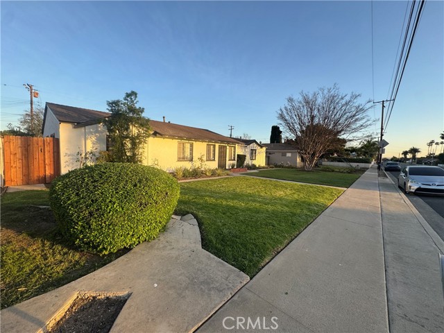 Detail Gallery Image 3 of 35 For 547 S Yorba St, Orange,  CA 92869 - 3 Beds | 1 Baths