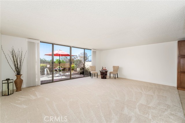 Detail Gallery Image 3 of 27 For 24055 Paseo Del Lago #103,  Laguna Woods,  CA 92637 - 2 Beds | 2 Baths