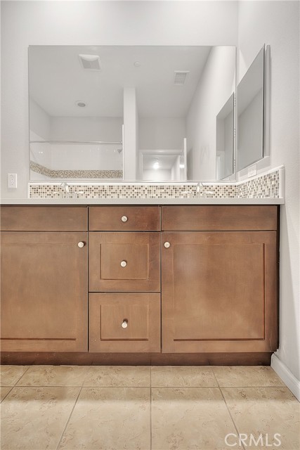 Detail Gallery Image 52 of 74 For 906 Grove Ct, Claremont,  CA 91711 - 3 Beds | 2 Baths