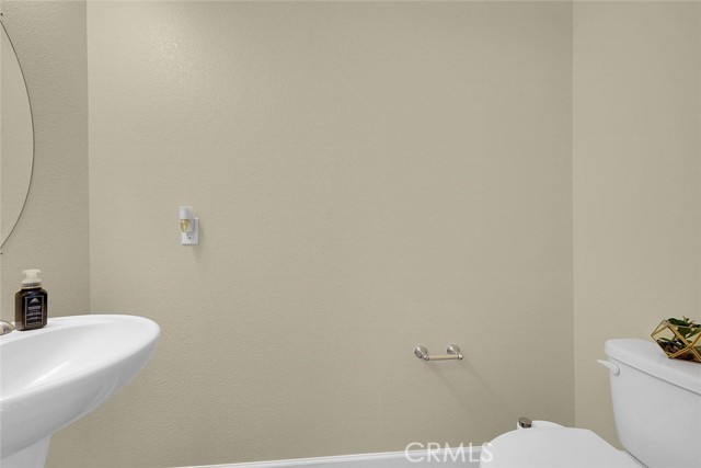 Detail Gallery Image 27 of 54 For 882 Kirkwood Ct, Olivehurst,  CA 95961 - 6 Beds | 3/1 Baths
