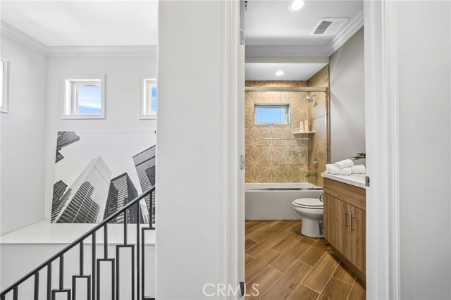 Detail Gallery Image 14 of 31 For 22 E Colorado Bld a,  Arcadia,  CA 91006 - 3 Beds | 3 Baths